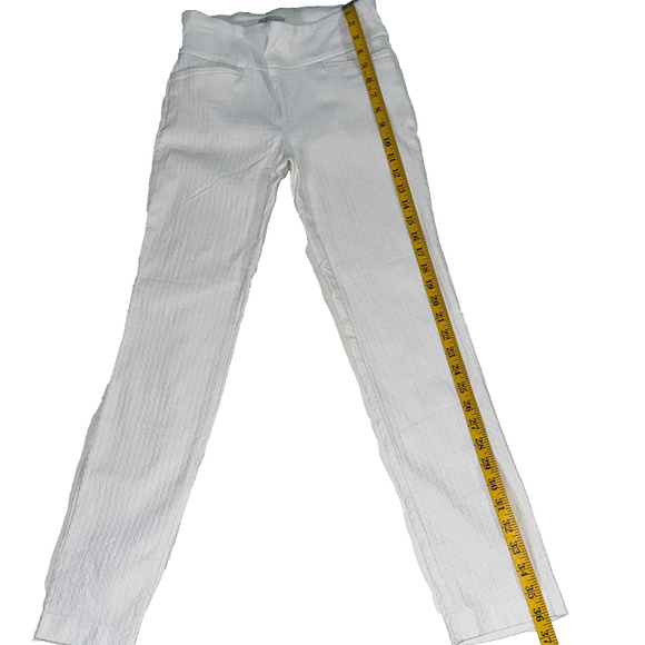 Van Heusen Women 4 Short Pants Office Causal Basic BusinessTextured Comfort - Picture 3 of 8